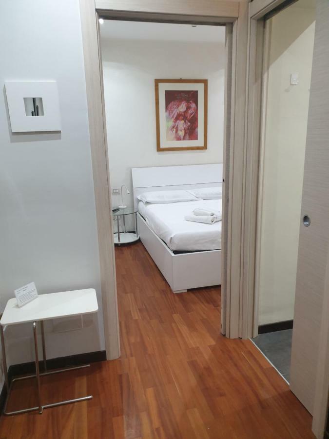 Blu Magenta - A Due Passi Da Porta Nuova Apartment Turin Ngoại thất bức ảnh